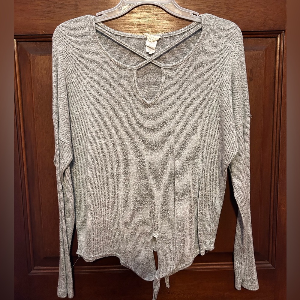 Caution To The Wind medium grey long sleeve shirt